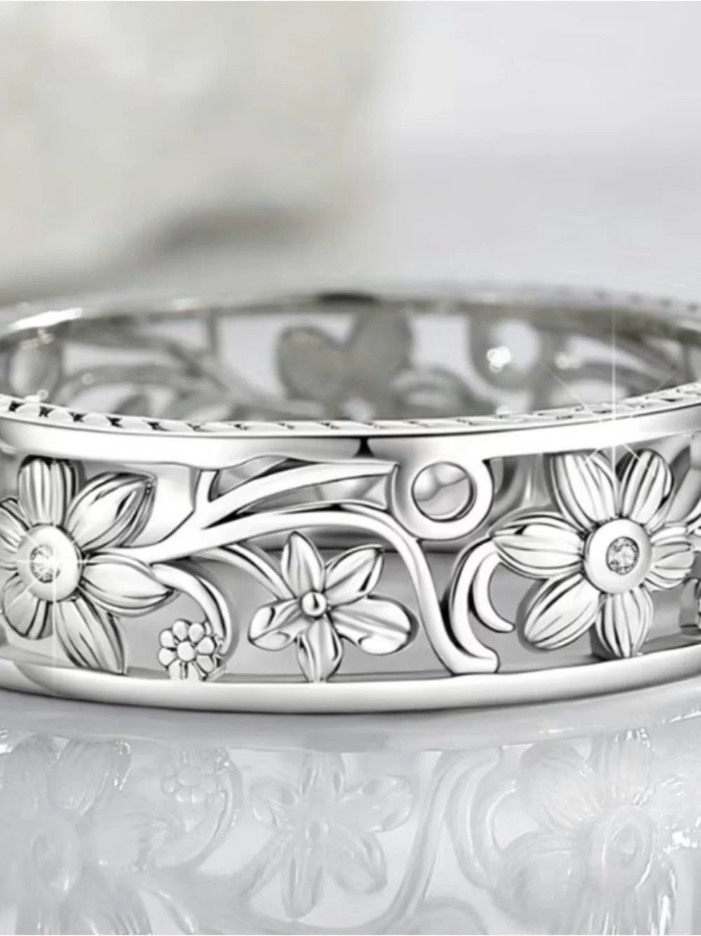 Floral Filigree Silver Women's Band Ring